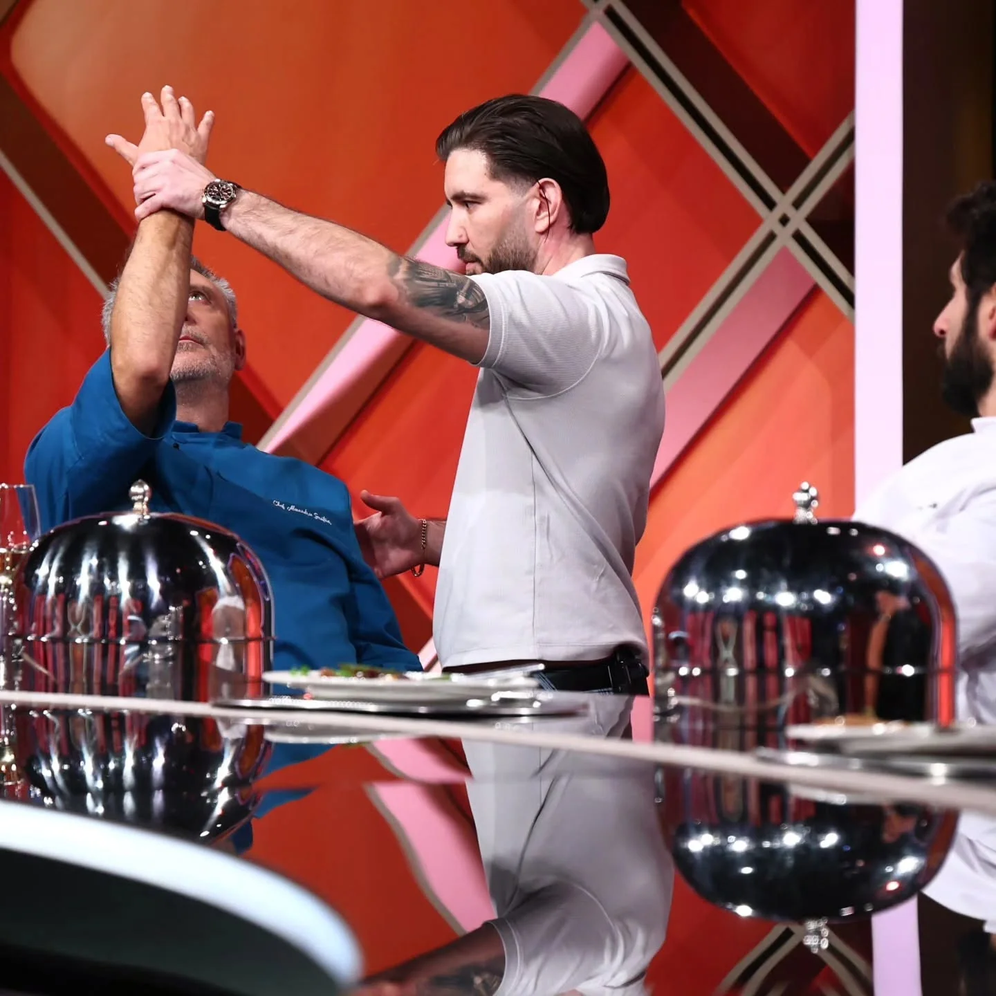 Inducție de transă rapidă, live pe scenă